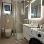 One Bedroom With Balcony And View アパート *