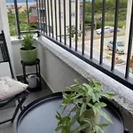 アパート One Bedroom With Balcony And View *