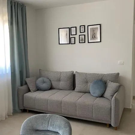 One Bedroom With Balcony And View Apartamento *
