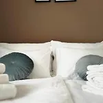 Apartament One Bedroom With Balcony And View