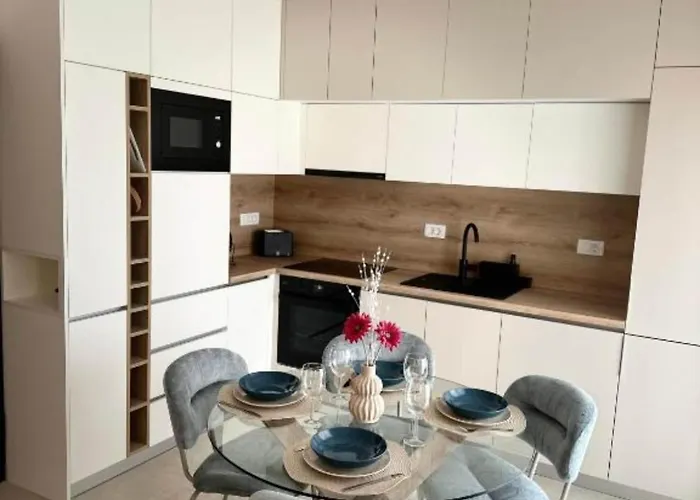 Lägenhet One Bedroom With Balcony And View Zadar